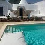 בית נופש Trullo La Meringa, Charming In