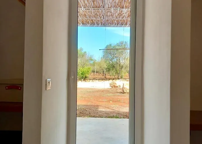 펜션 Trullo La Meringa, Charming In 오스투니