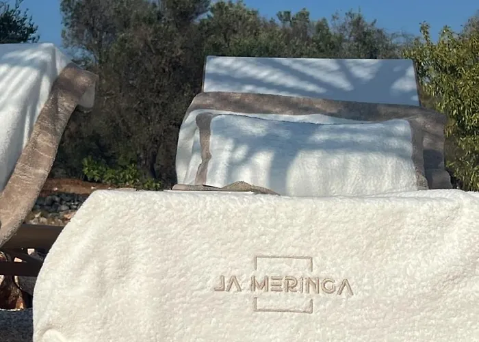 펜션 Trullo La Meringa, Charming In 오스투니